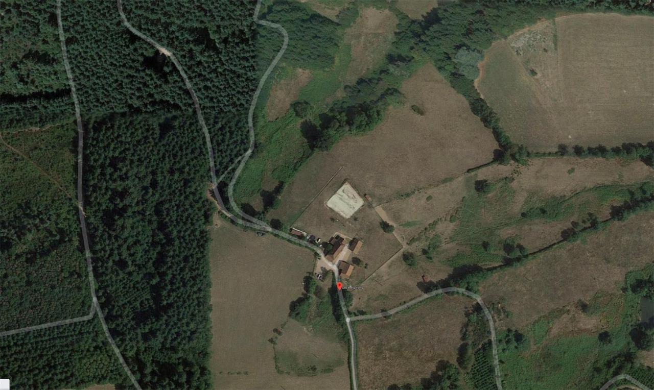 Vila Les Perruchons Ancienne Grange Renovee Avec Soin Ozolles Exteriér fotografie